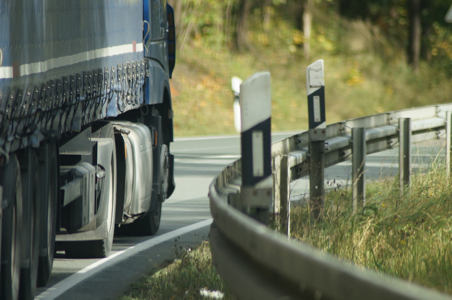 fright truck rounding a curve